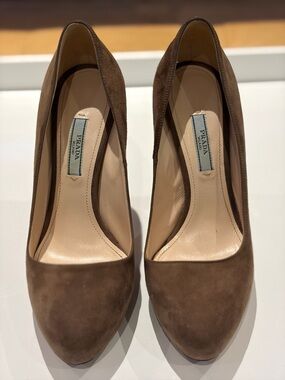 Authentic Prada Brown Suede Pumps